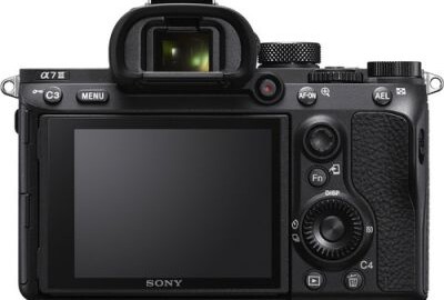 Location Sony A7III (Alpha 7 Mark 3) Boîtier + Bague MC-11 EF vers FE (Canon)
