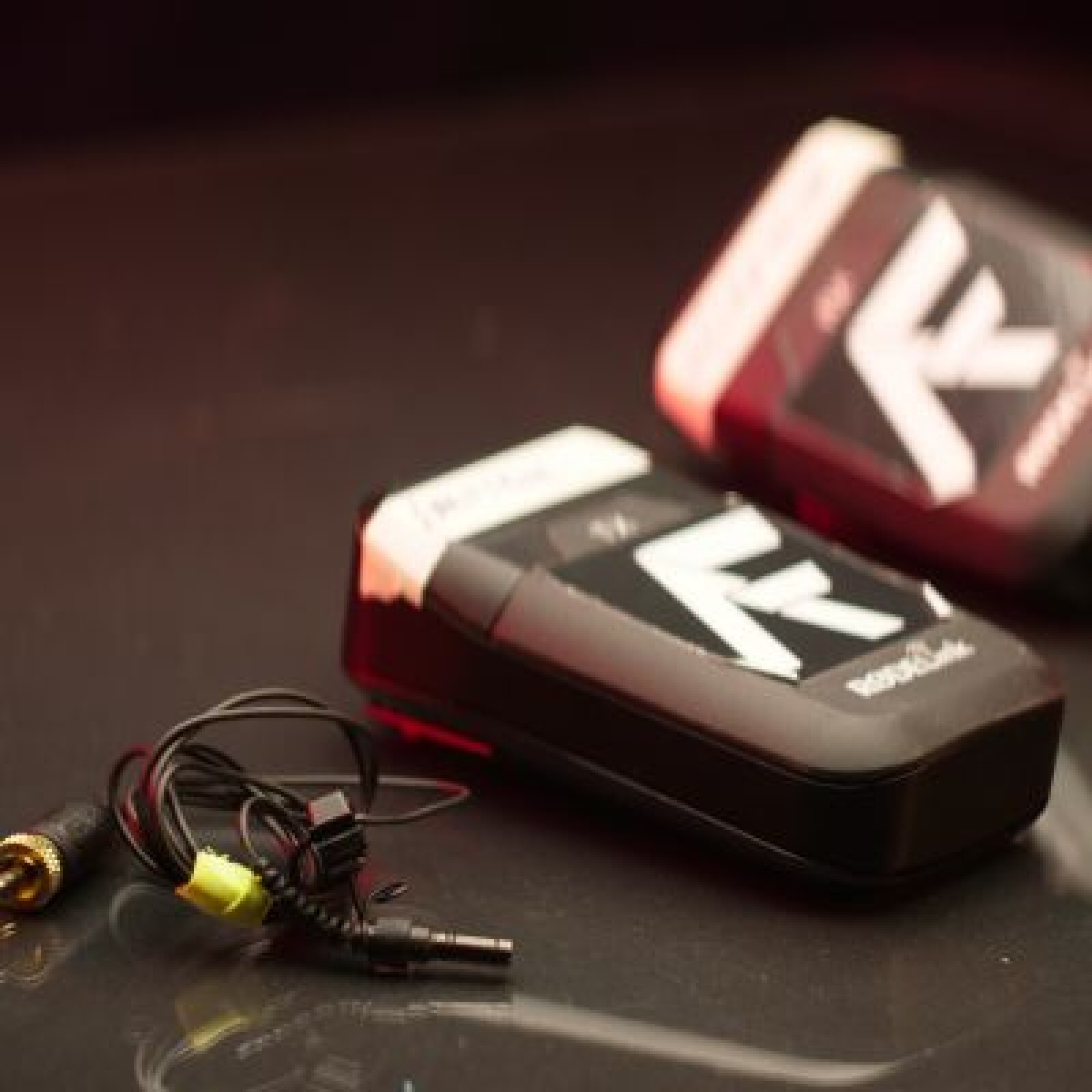 RODE LINK Micro-cravate HF / LAV Filmmaker Kit - Photo 2 sur 3