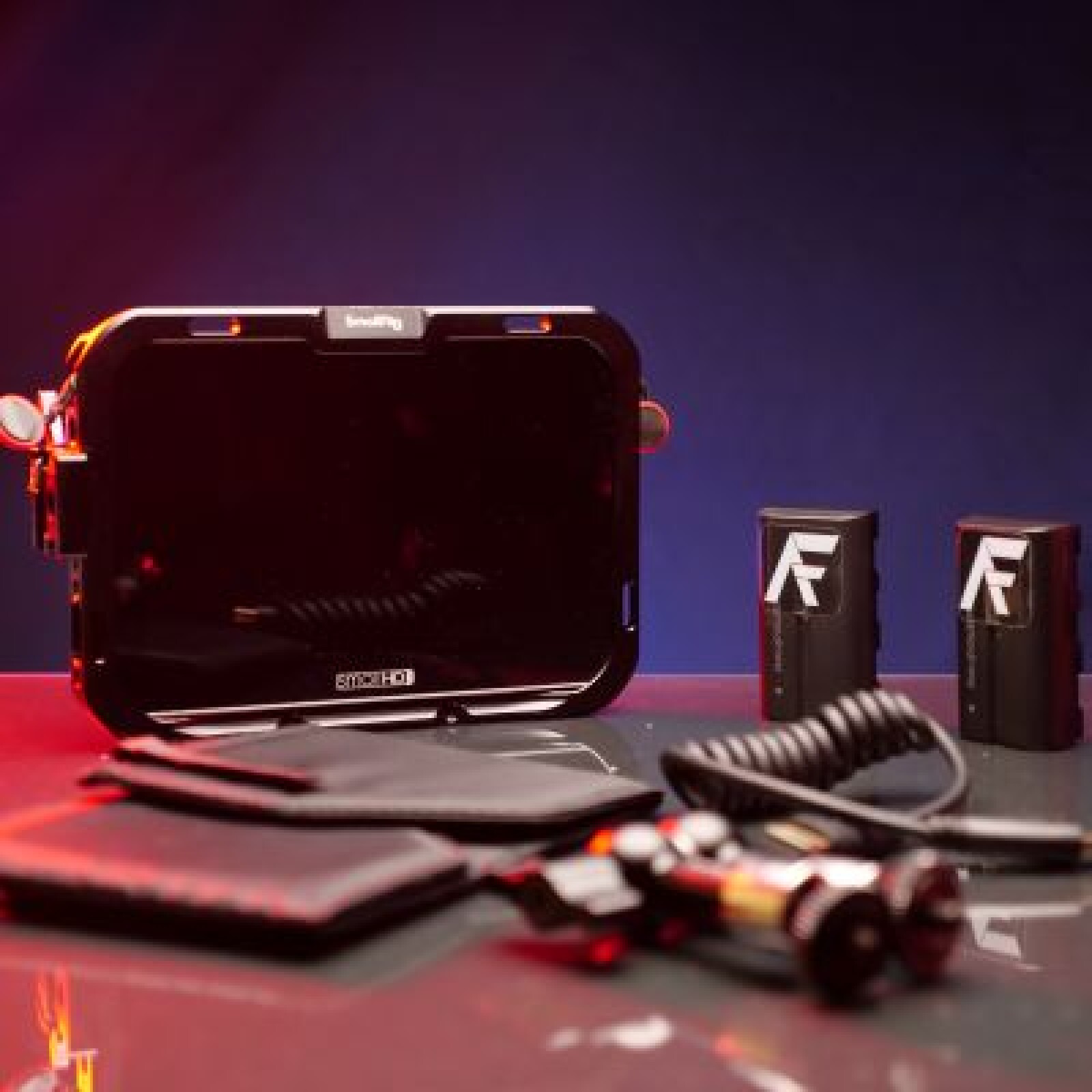 SMALLHD FOCUS 7 KIT MONITEUR HDMI - Photo 1 sur 3