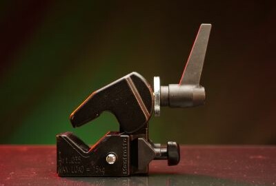 Location BRAS MAGIQUE A LEVIER + CLAMPS