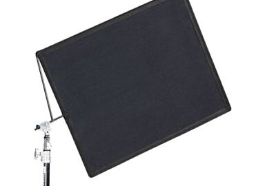 Location DRAPEAU AVENGER 60x90