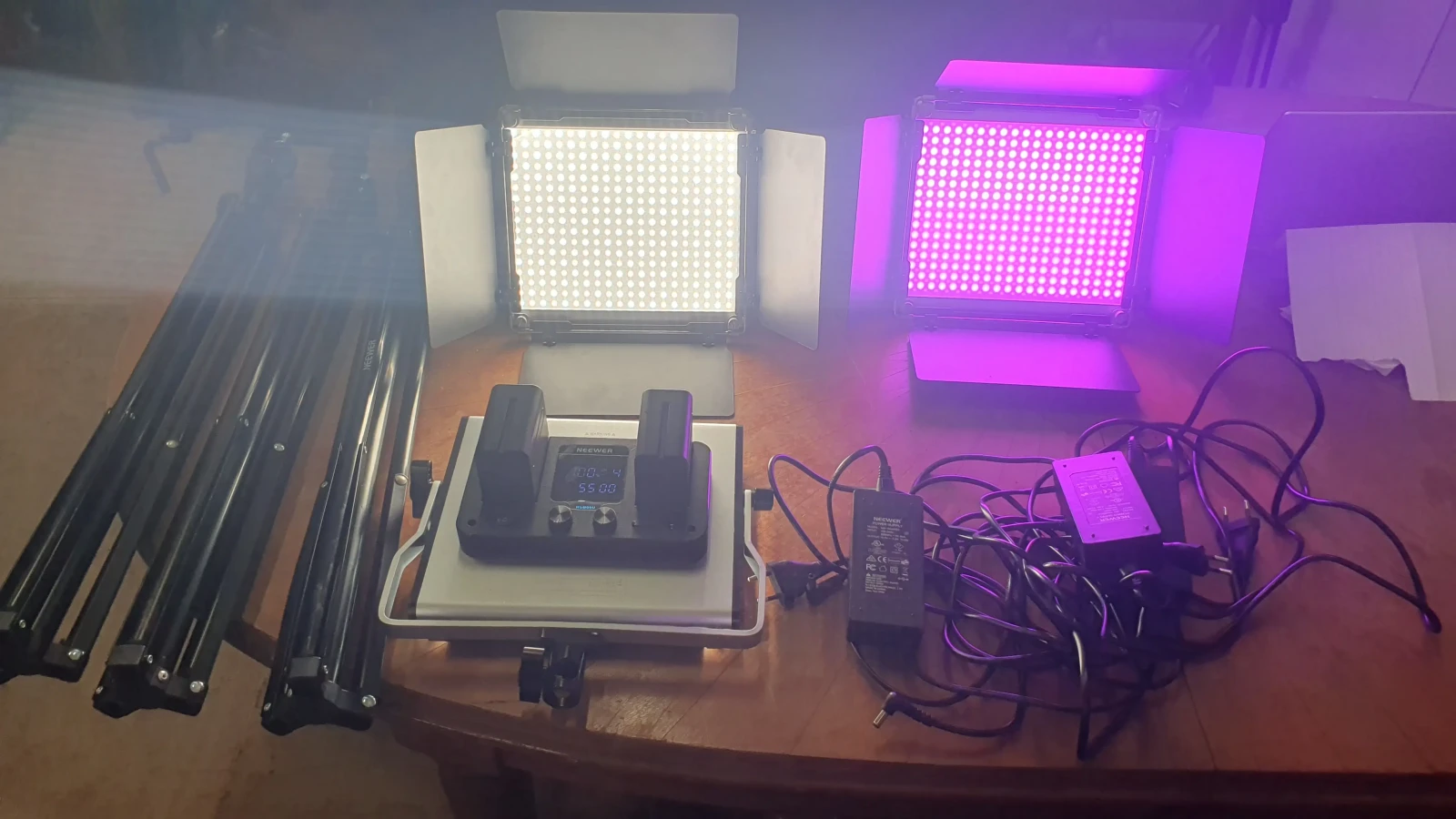 Neewer Kit 3 LED Lumière vidéo - Photo 1 sur 4