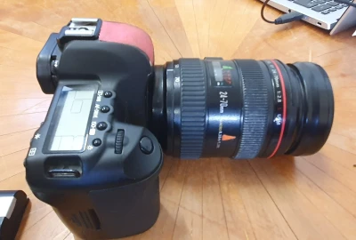 Location Canon 5D Mark II