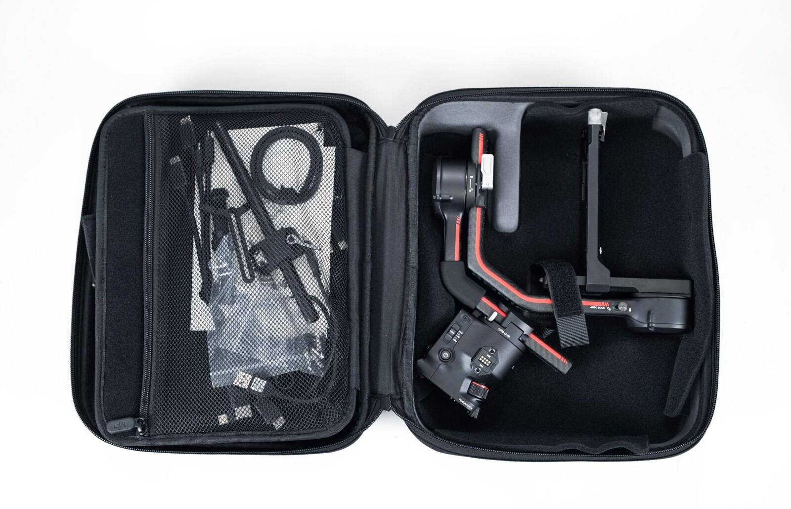 Stabilisateur DJI RS3 Pro combo + Follow focus et Transmetteur HF - Photo 3 sur 4
