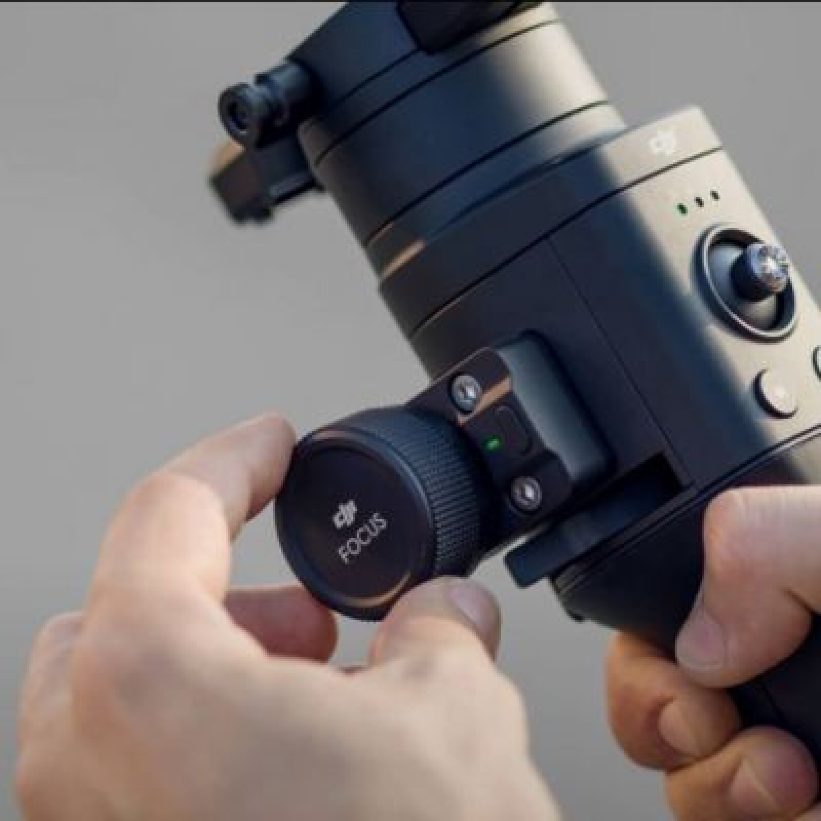 Ronin S DJI Stabilisateur Crane 3 axes DSLR - Photo 5 sur 5