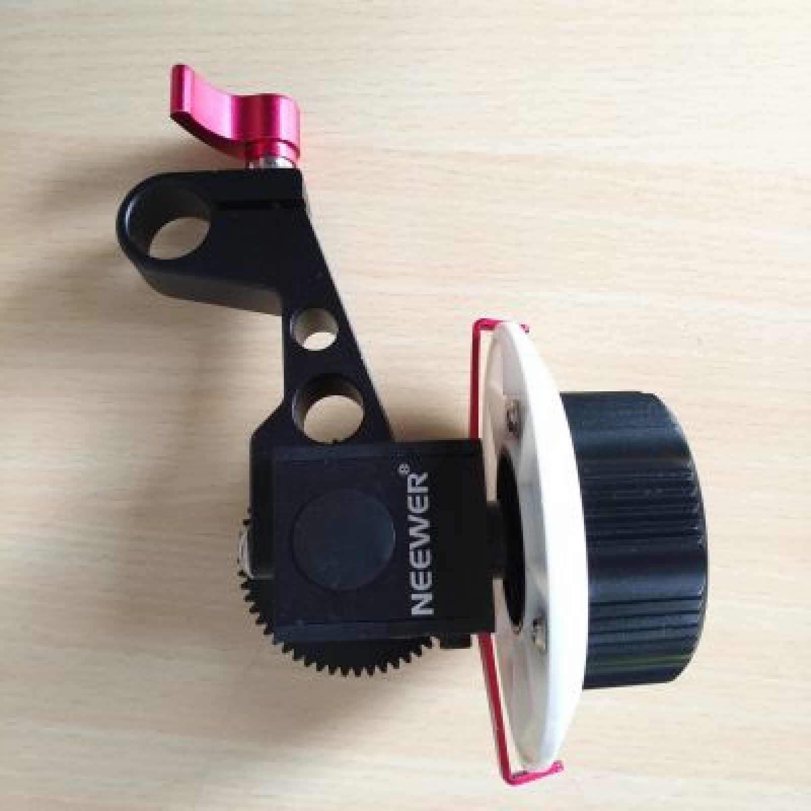 Rig Follow Focus Neewer - Photo 4 sur 4