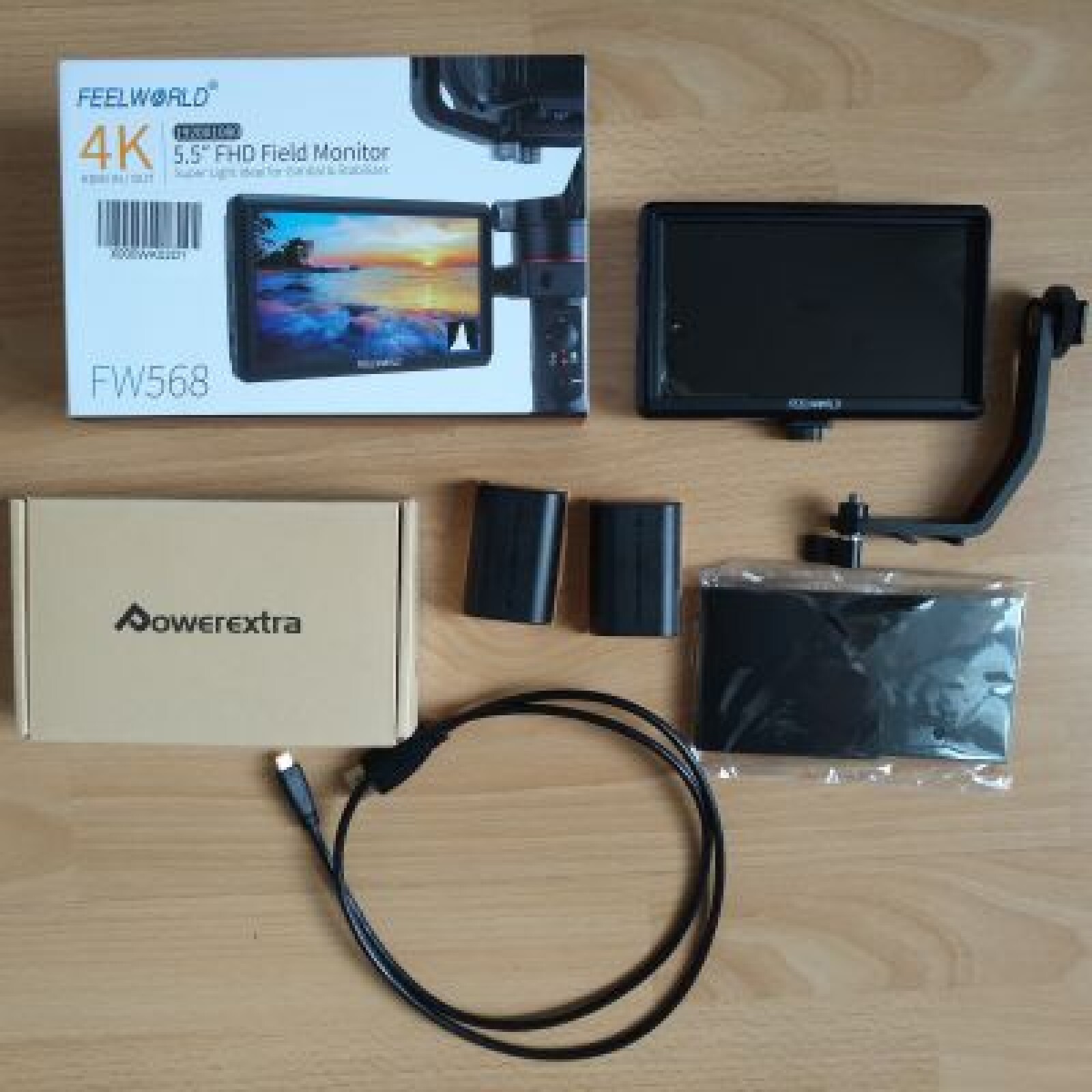 Moniteur 5,5 pouces (Feelworld FW568) - Photo 1 sur 3
