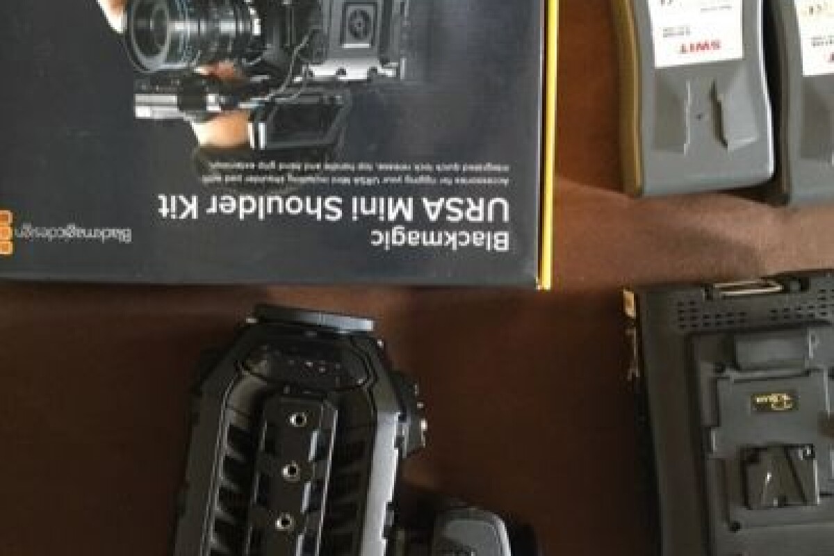 Location URSA MINI 4K monture EF - Lightyshare