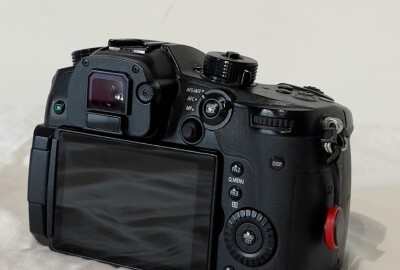 Location Panasonic GH5 Nu avec V-log