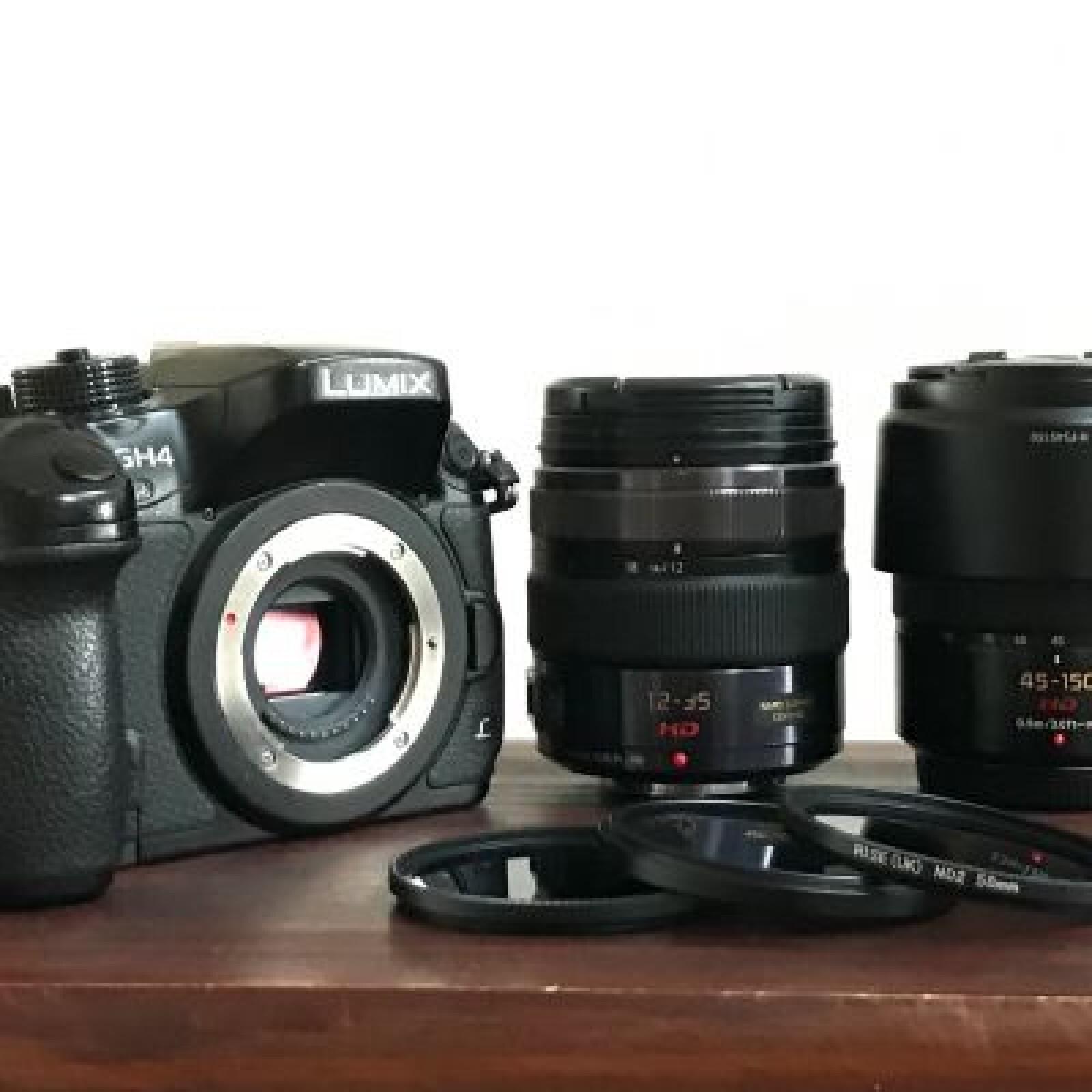 Location 'kit' Panasonic GH4 - Photo 1 sur 3