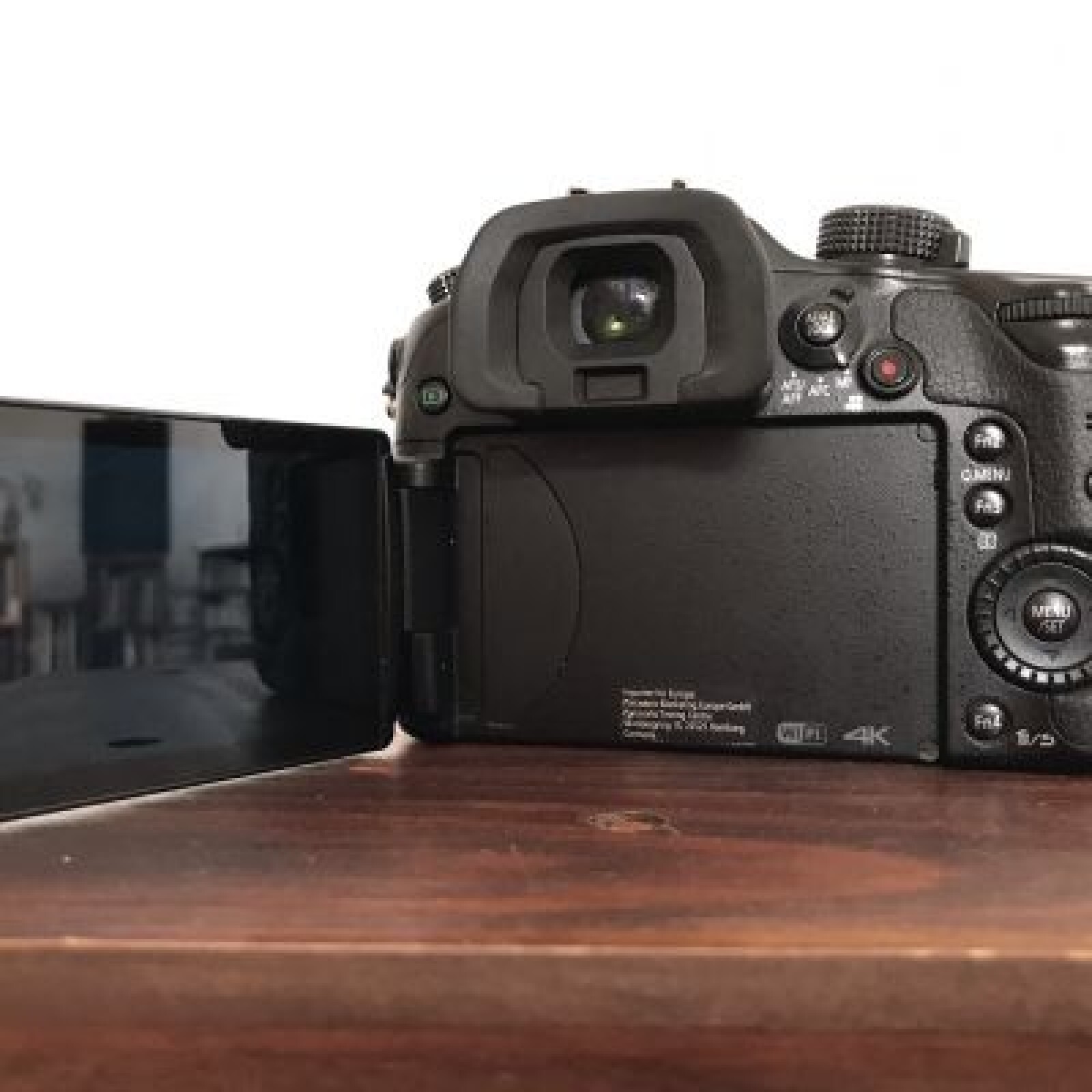 Panasonic DMC-GH4EG-K - Photo 3 sur 3