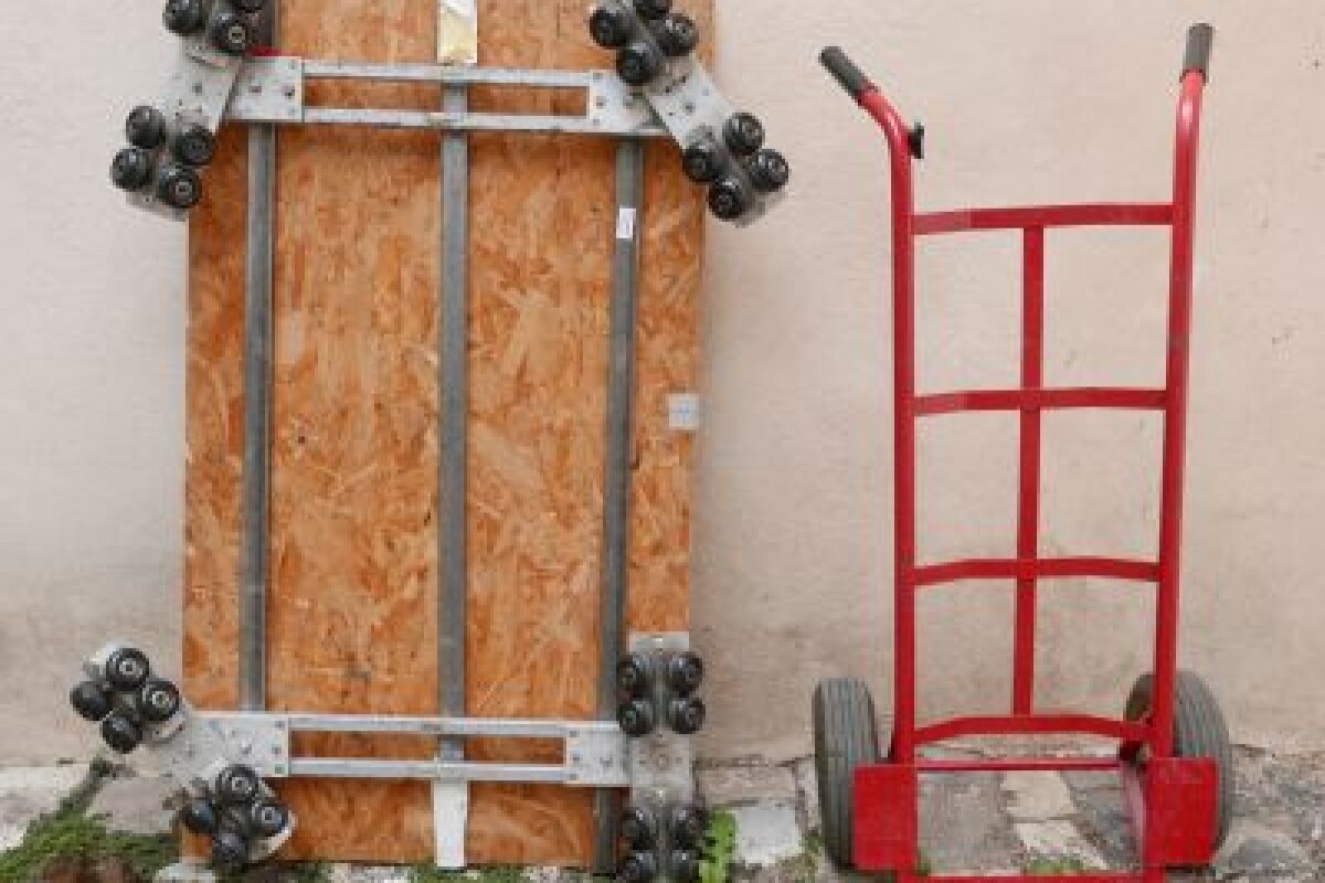 Location Chariot Travelling + rails KGS droit et/ou courbe - Lightyshare
