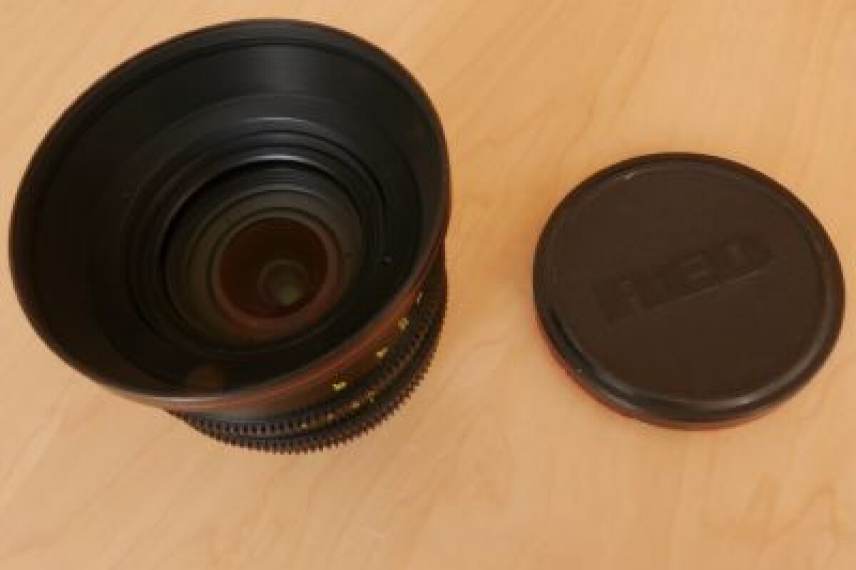Location RED PRO ZOOM 18-50mm T2.9 - Lightyshare