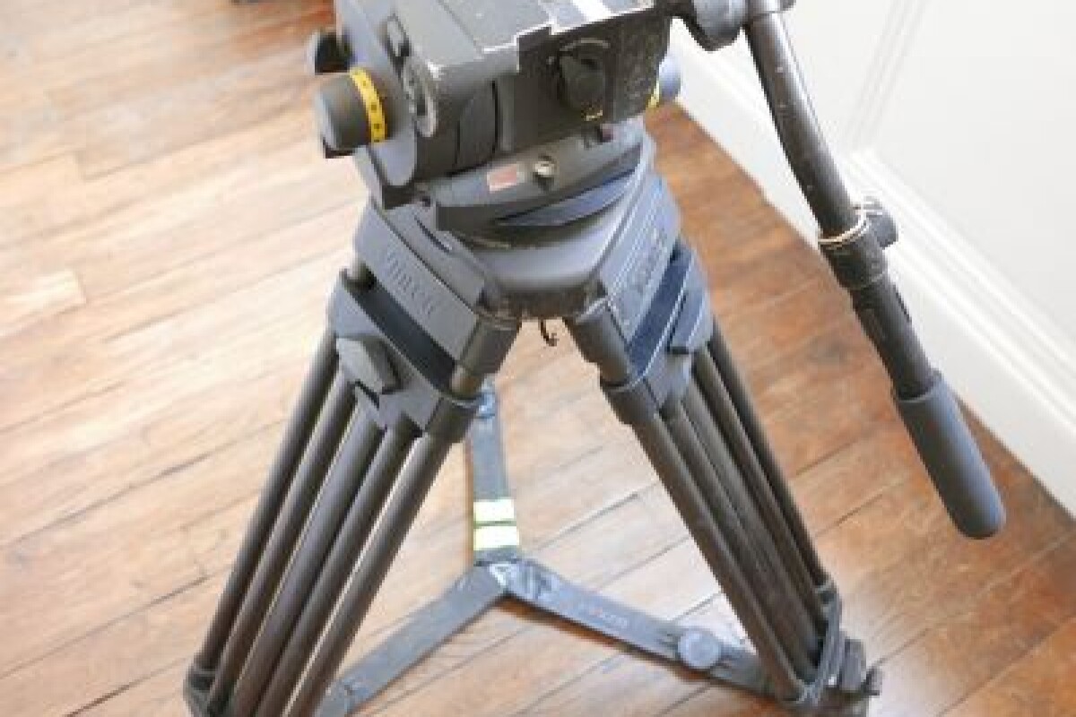 Location Trépied Vinten Pro VIsion 250 - Lightyshare