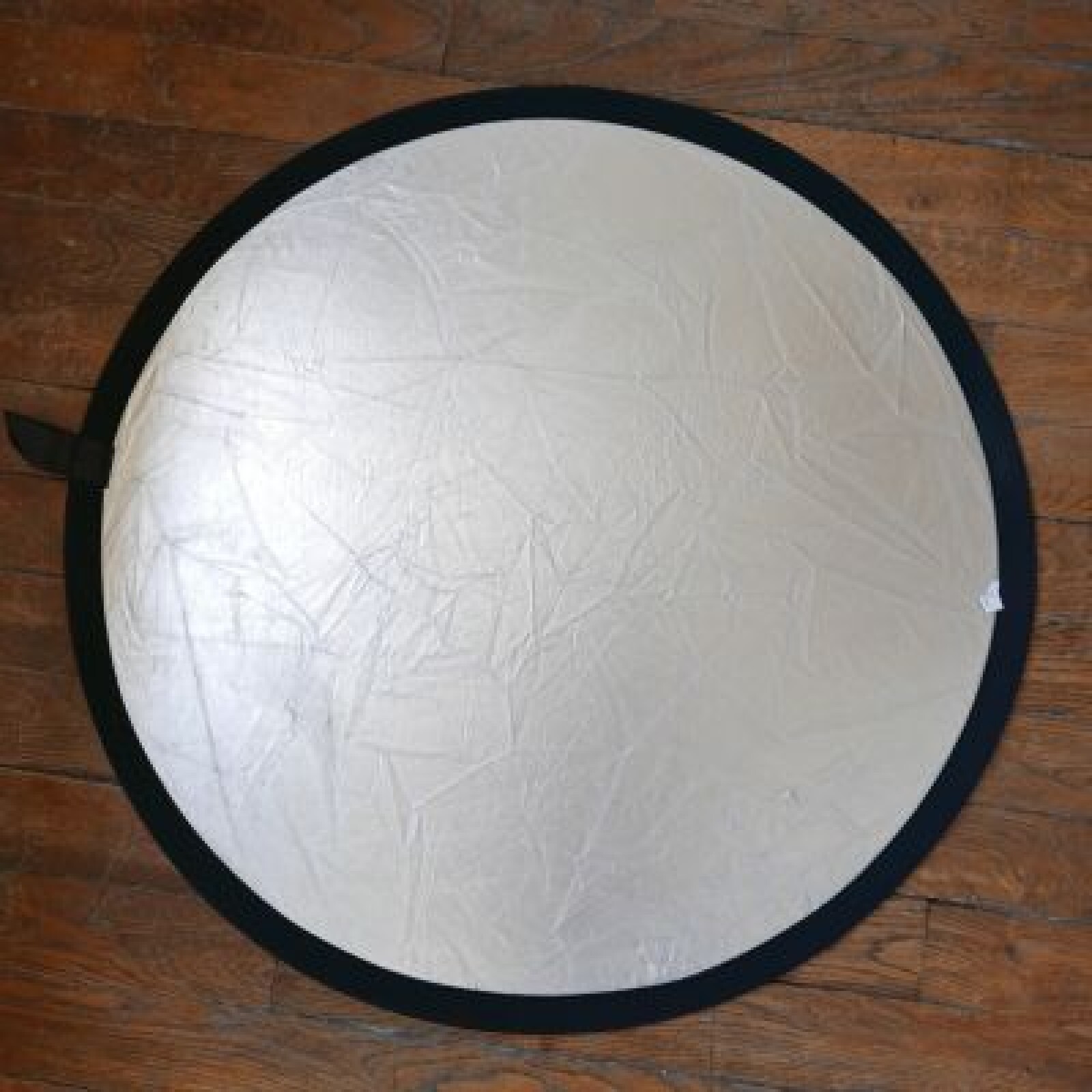 Bijoute lumière / Drapeaux / Réflecteurs / Cadre Diffusion / Gélatines / Miroir - Photo 1 sur 1