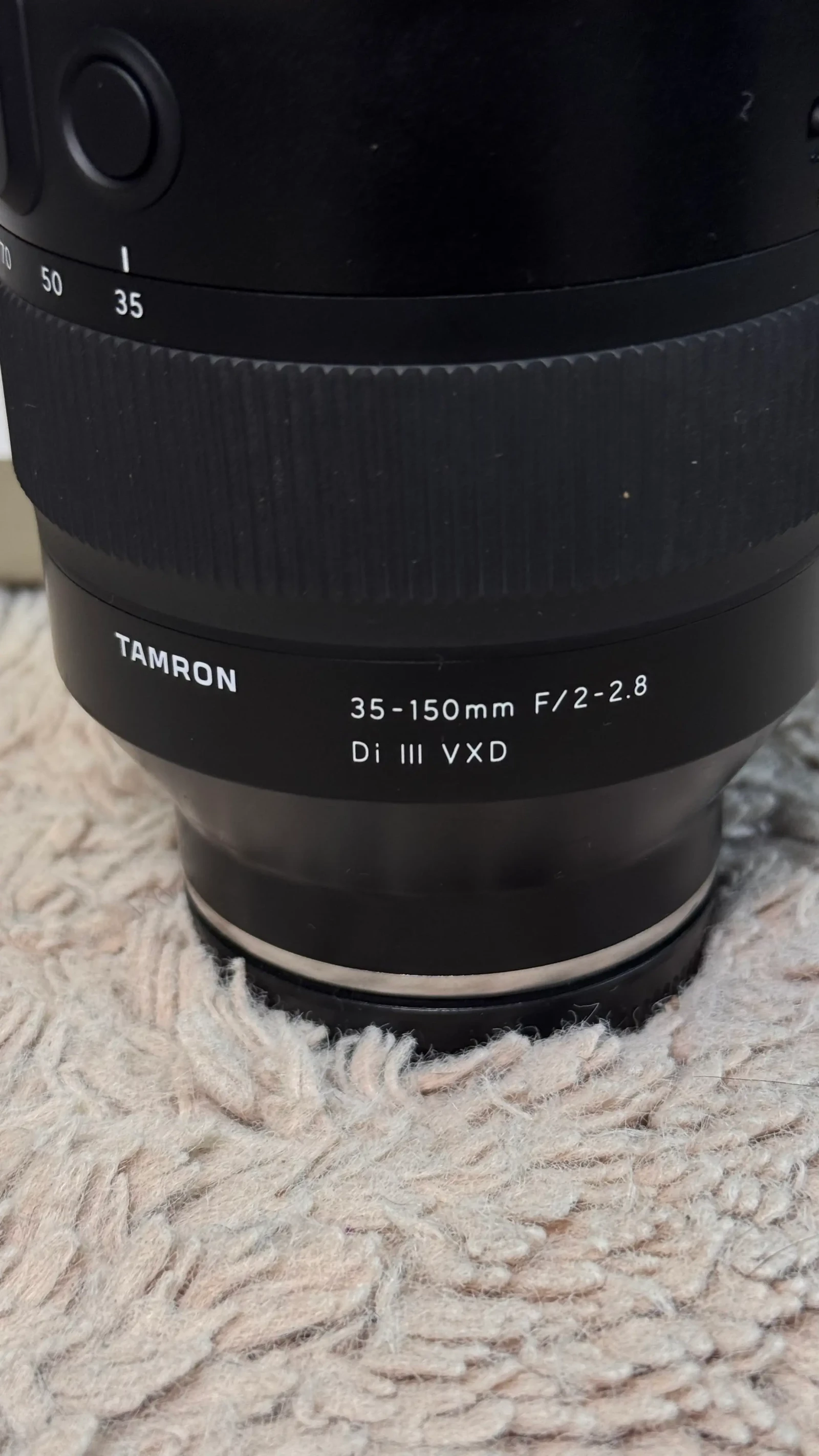 Tamron 35-150mm f/2-2.8 Di III SONY FE - Photo 2 sur 3