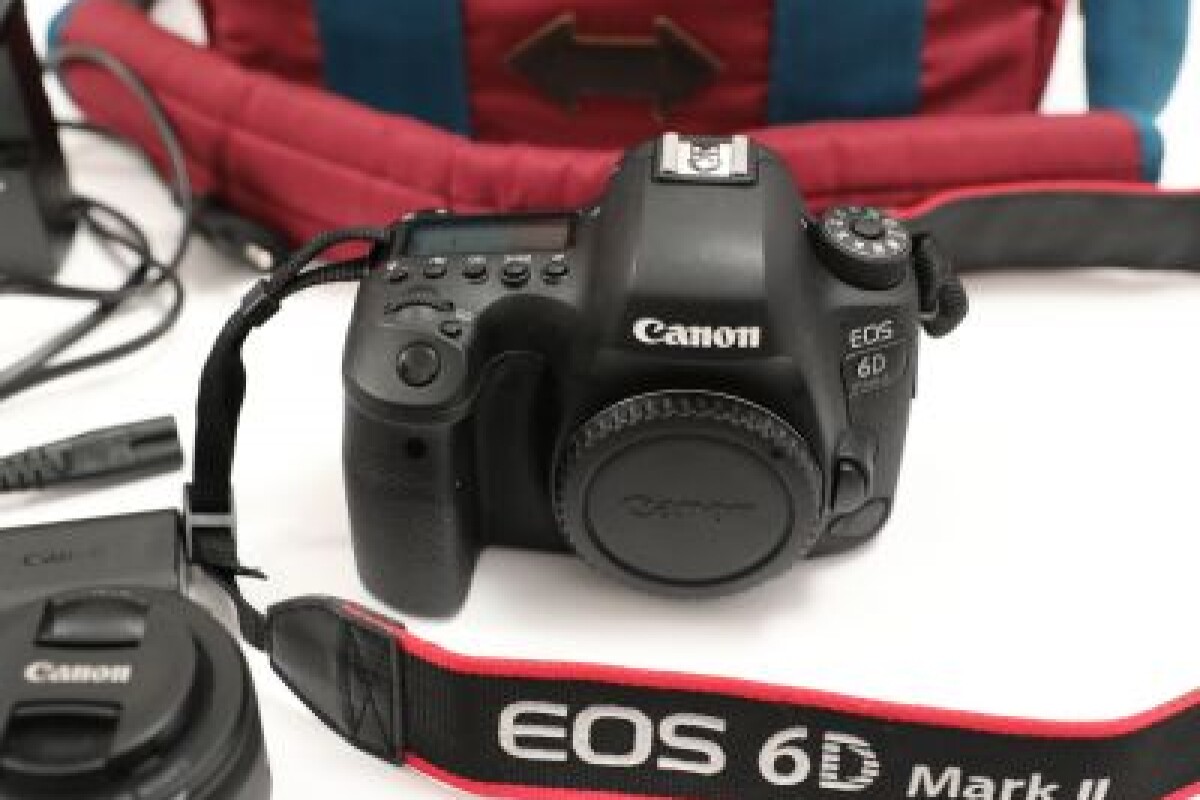 Location 6D MARK II+ 50mm 1.8 + 2 batteries + carte sd+ sac - Lightyshare
