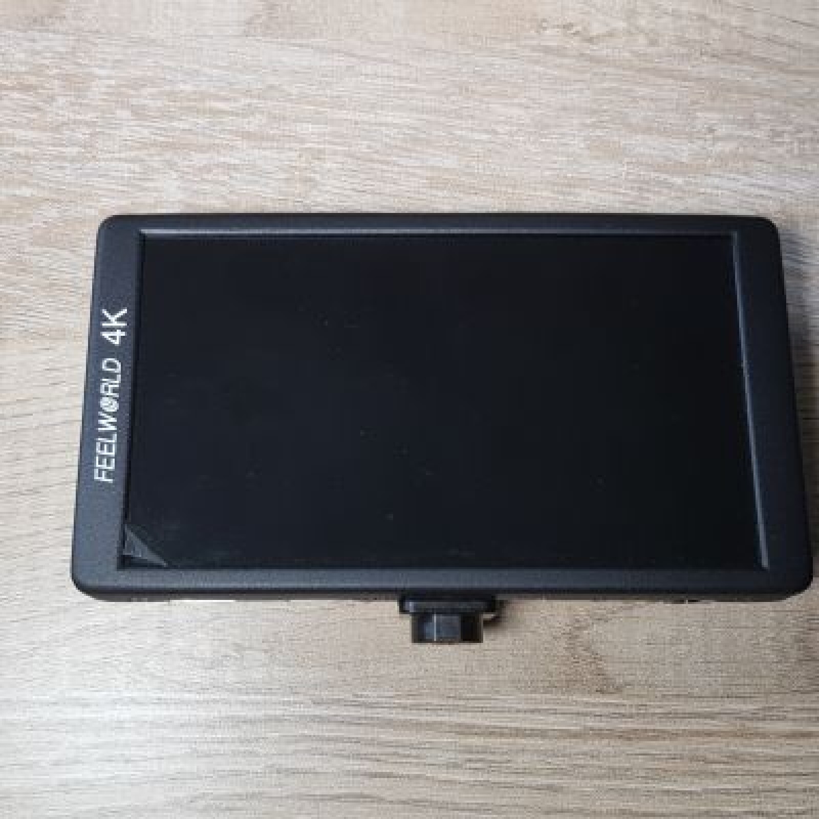 Moniteur 5.7 Pouces Feelworld F570 - Photo 1 sur 1