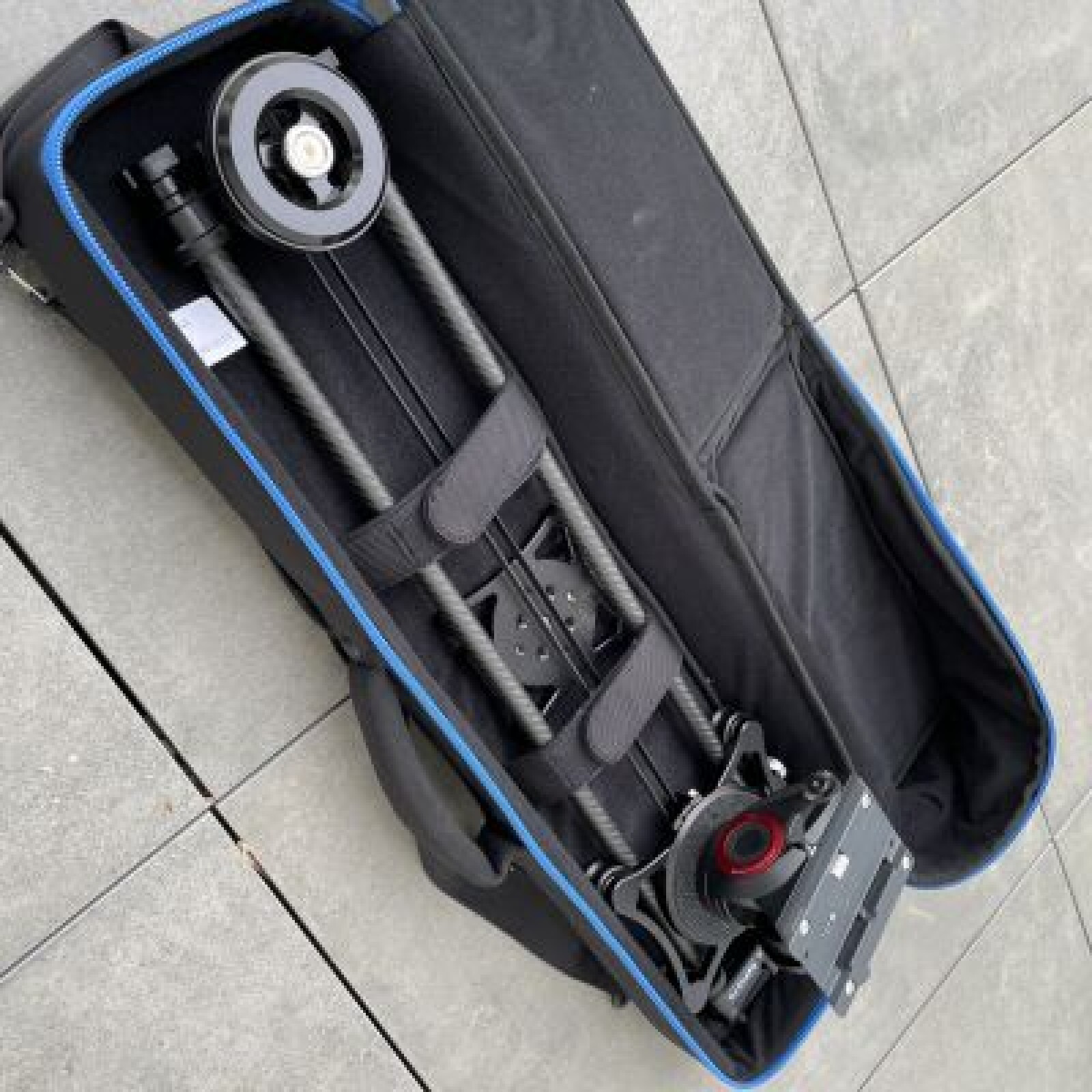 Slider RhinoGear Carbone 24" - Photo 1 sur 2
