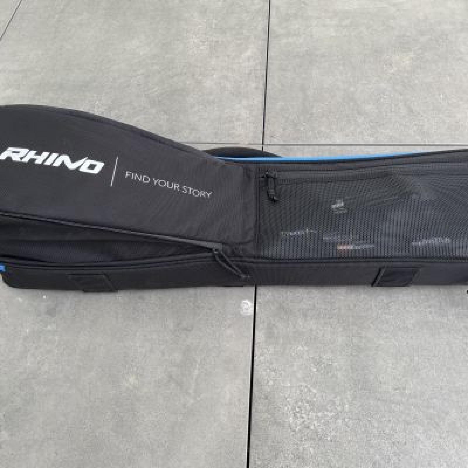 Slider RhinoGear Carbone 24" - Photo 2 sur 2