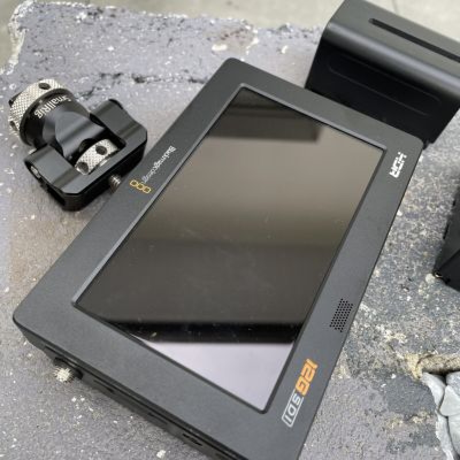Enregistreur Blackmagic Video Assist 5” 12G HDR - Photo 1 sur 2