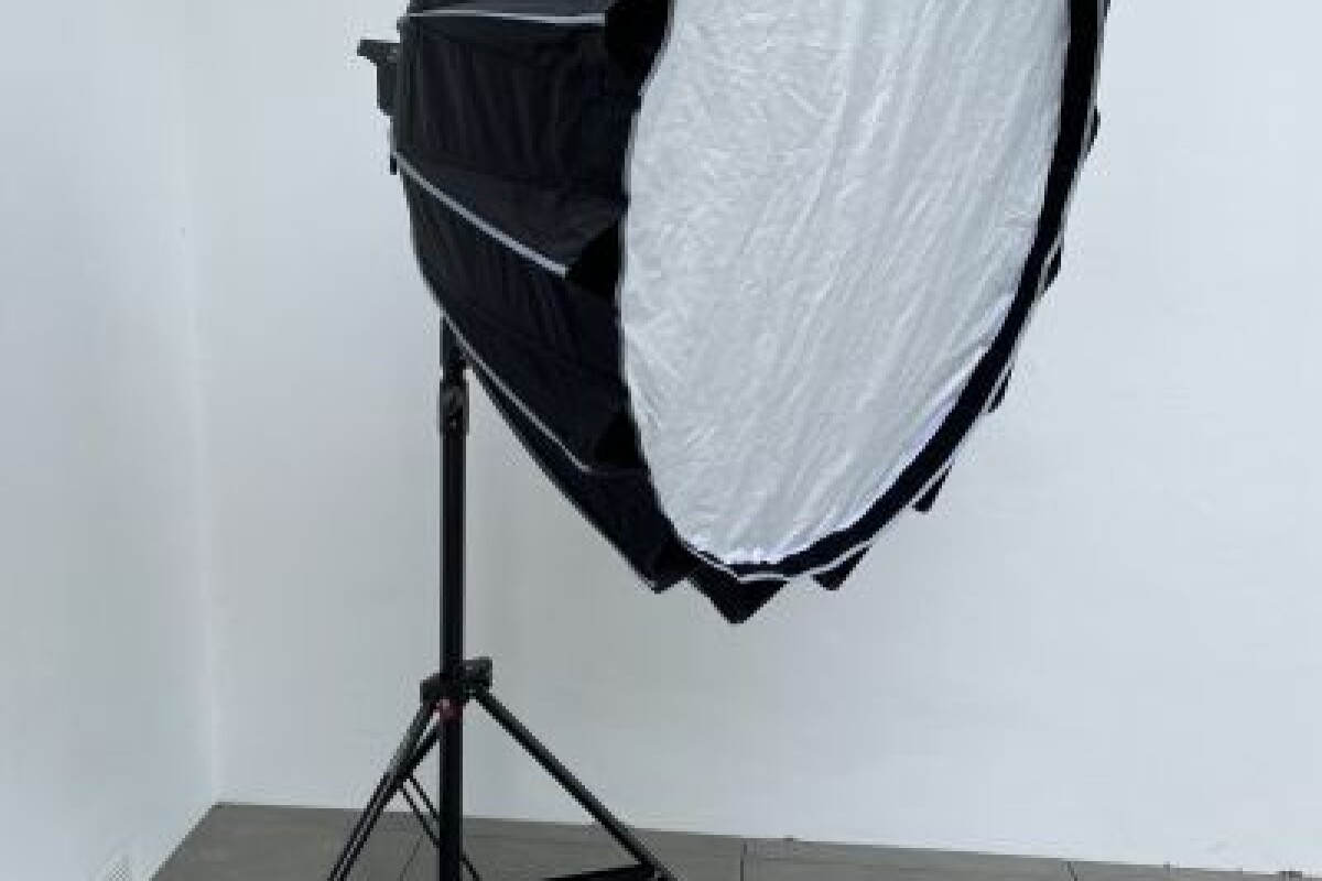 Location Aputure lightdome V2 - boite à lumière diam88 Monture Bowens - Lightyshare