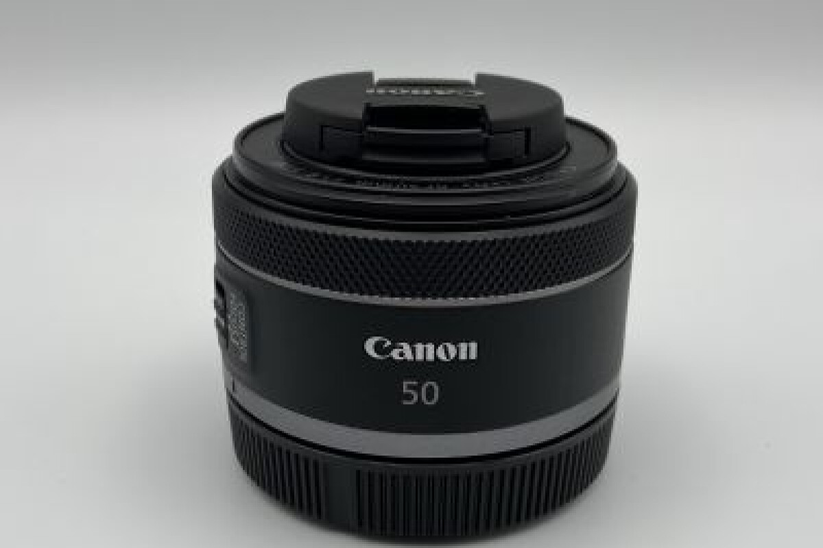 Location Canon RF 50mm 1.8 STM - Lightyshare