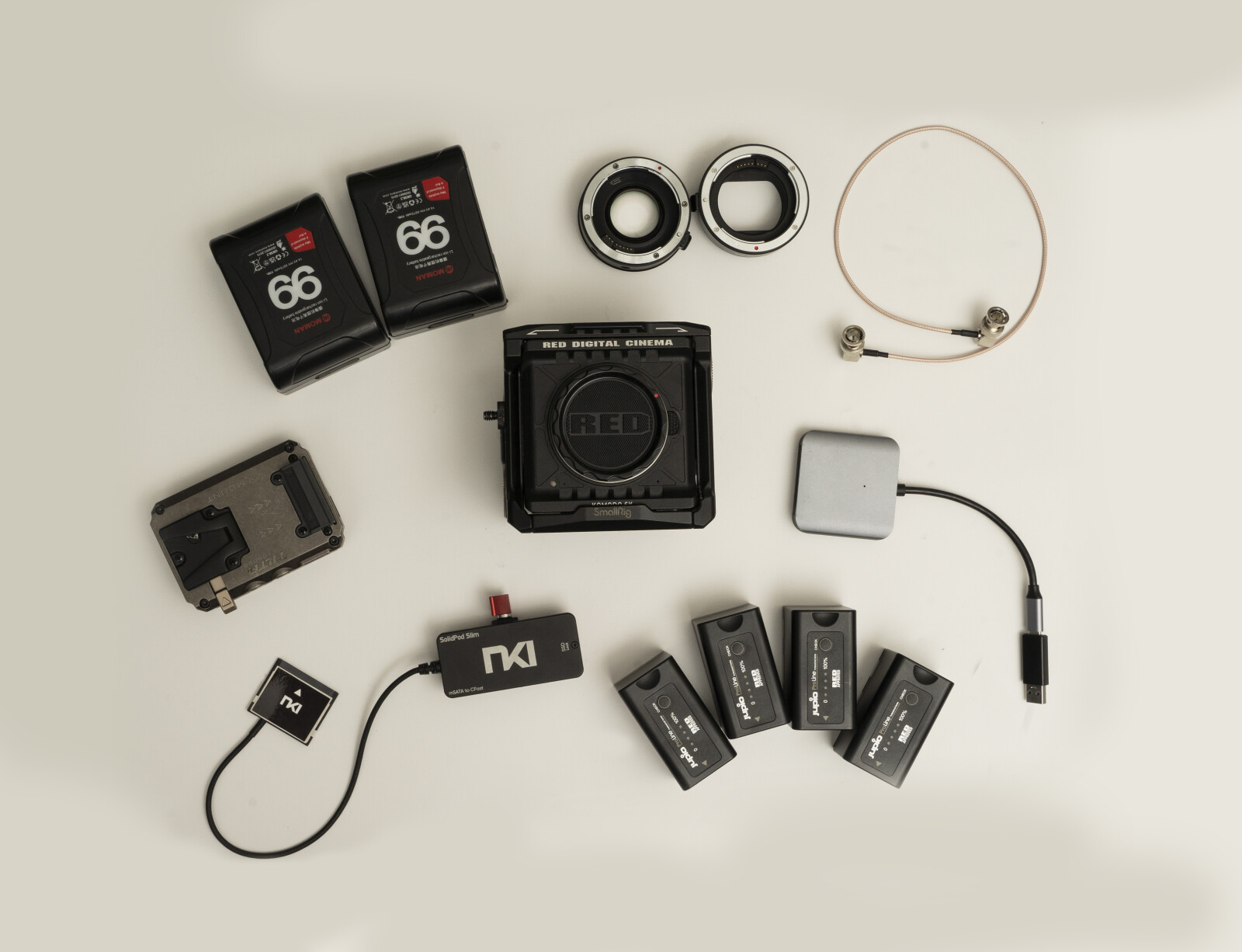 RED KOMODO 6K (Full Frame Pack) - Photo 1 sur 2