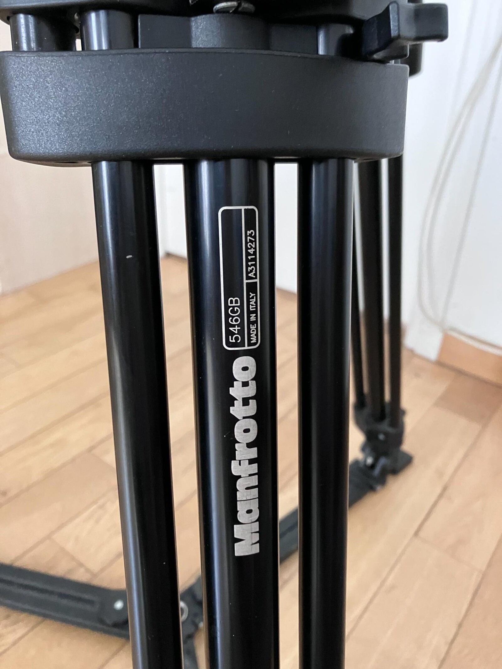 Trépied Manfrotto MVH502A - Tête fluide  - Photo 6 sur 6