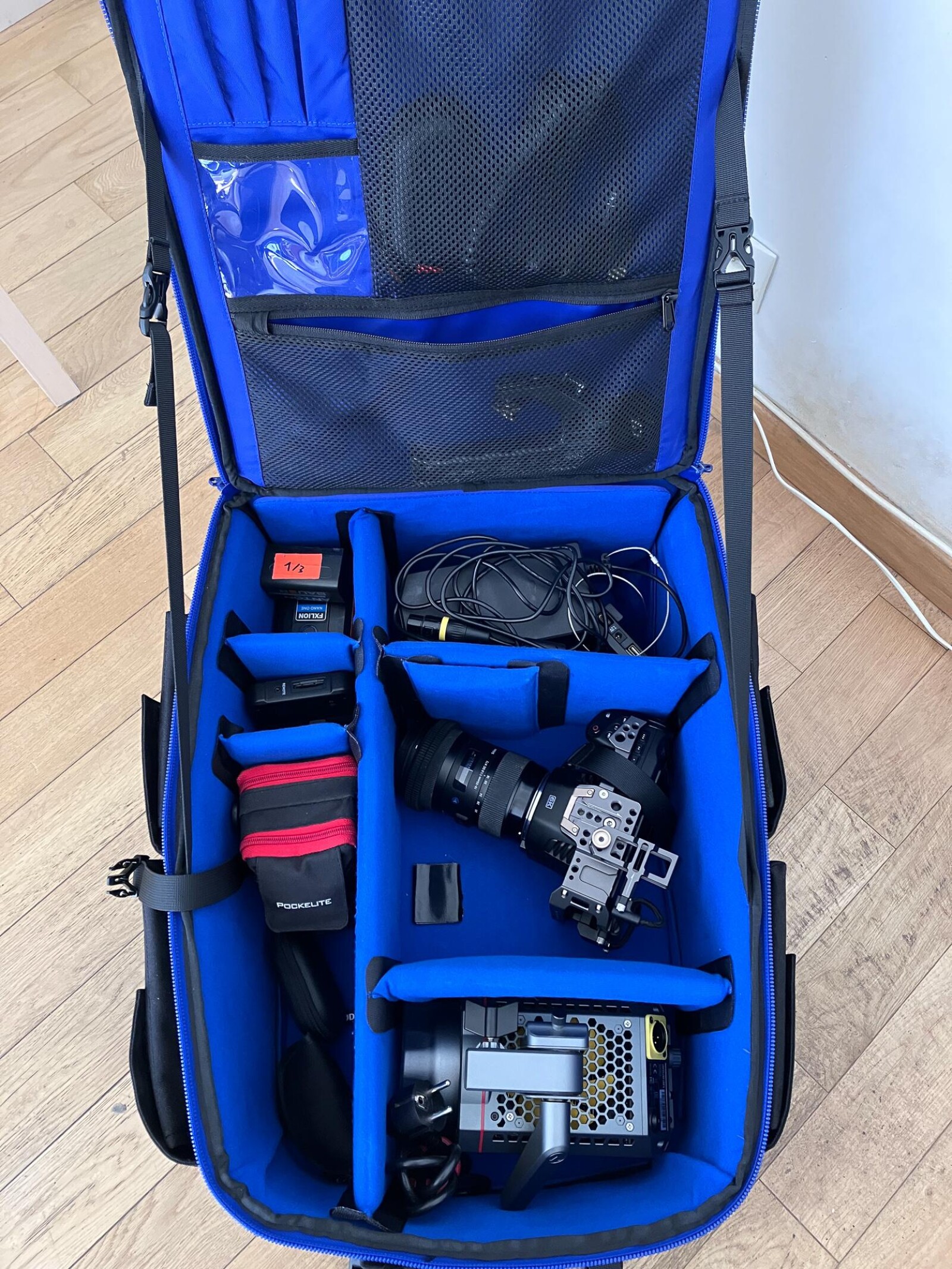 Blackmagic Design Pocket Cinema Camera 6K - Photo 3 sur 9