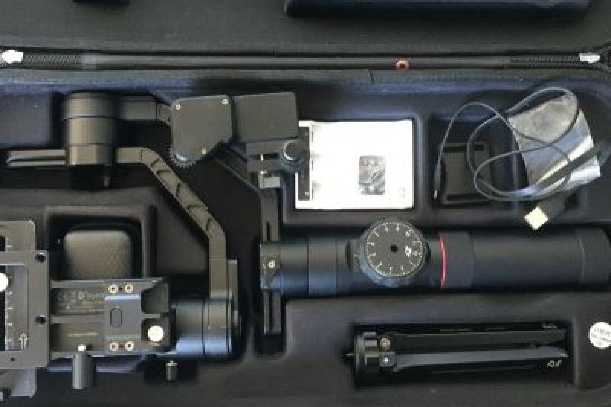 Location Location stabilisateur zhiyun crane 2 - Lightyshare