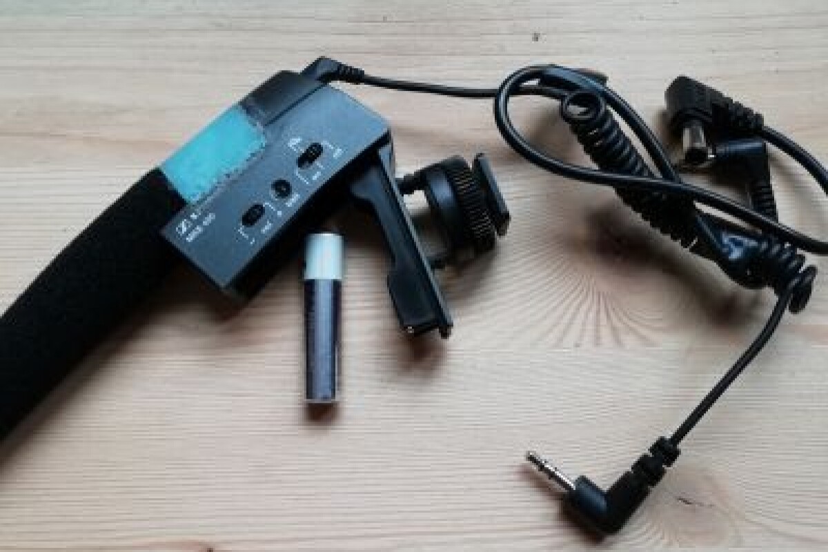 Location Micro Sennheiser MKE 400 - Lightyshare