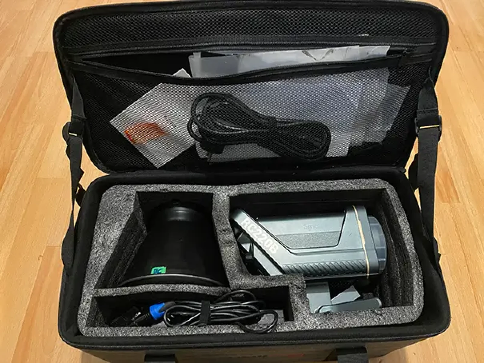 Smallrig COB 220W - Photo 2 sur 4