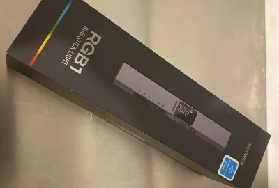 Location Neewer RGB1