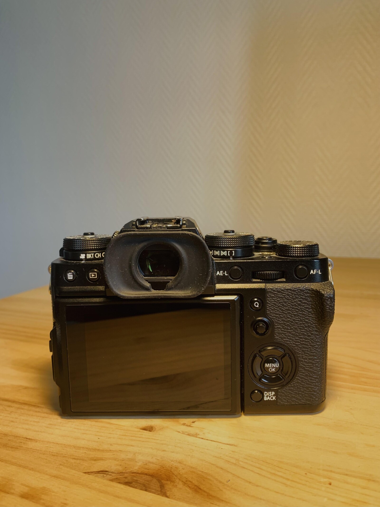 Fujifilm X-T3 + Objectif AF Fujifilm 18-55 f2.8-4 (Kit photo/vidéo) - Photo 3 sur 3