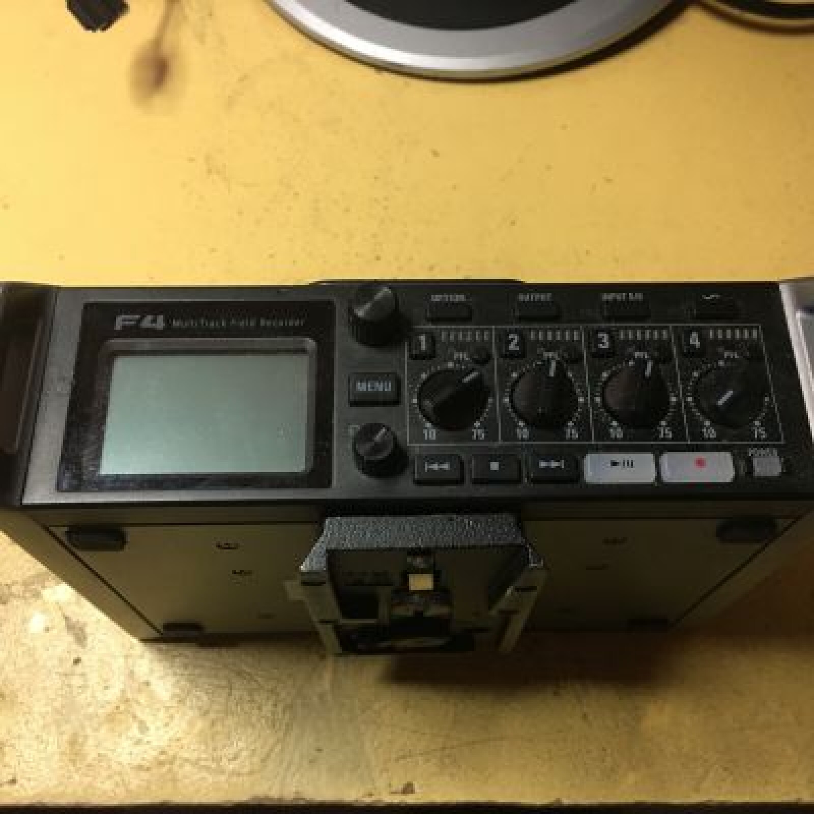 Zoom F4 avec sacoche - Photo 4 sur 5