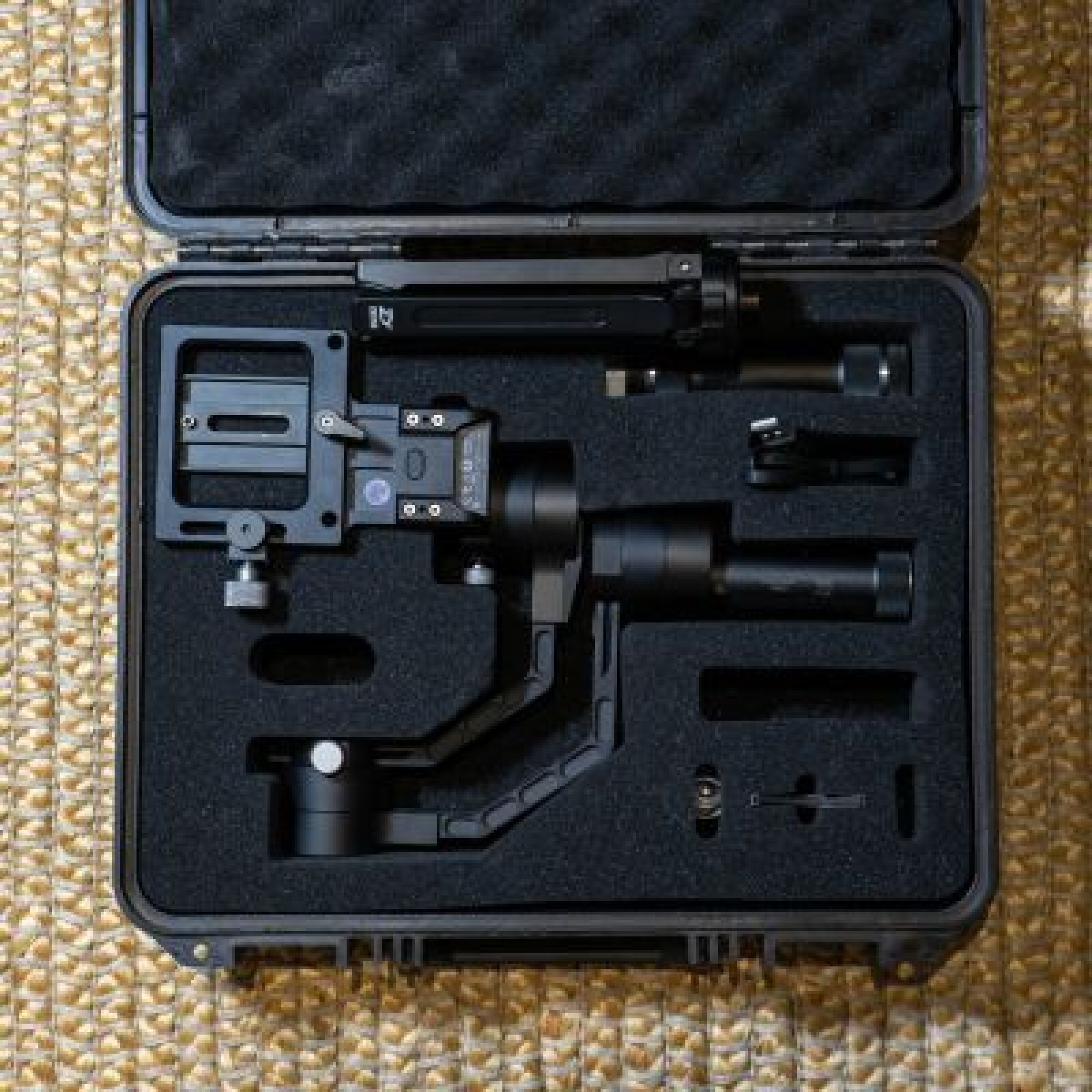 Stabilisateur Zhiyun Crane v2 - Photo 1 sur 2