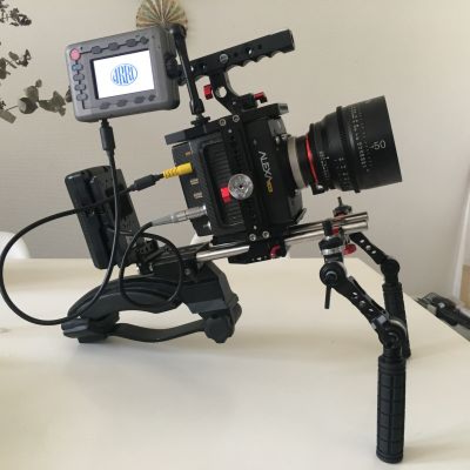 Pack ARRI Alexa Mini PL/EF Licences ARRIRAW + 4:3 + ARRI LOOK LIBRARY - Photo 1 sur 5