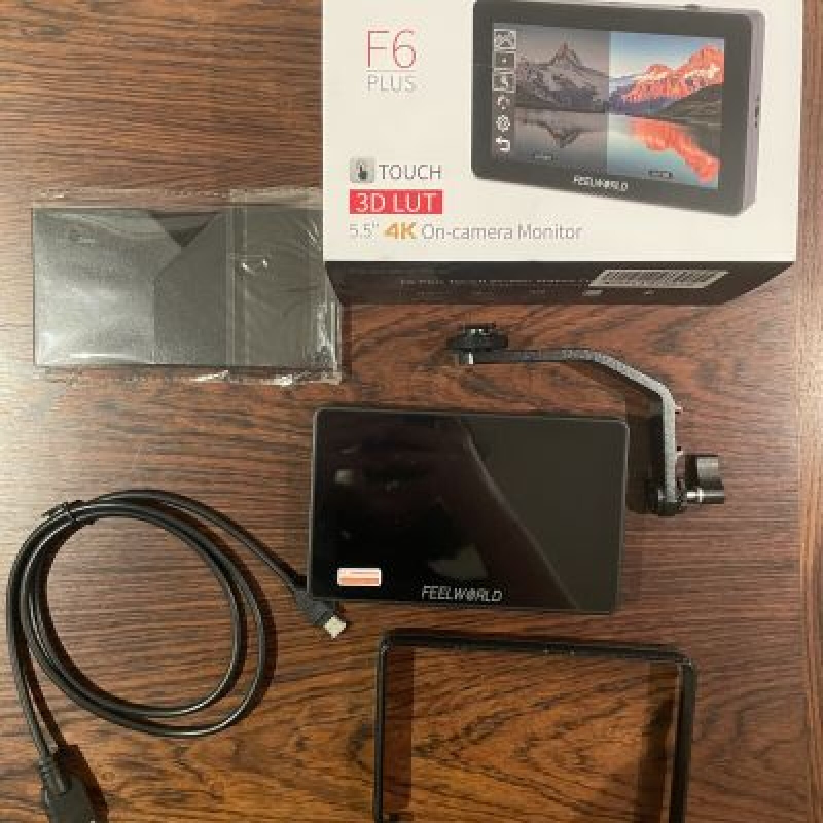 Feelworld F6 plus Moniteur tactile 4K - Photo 1 sur 1