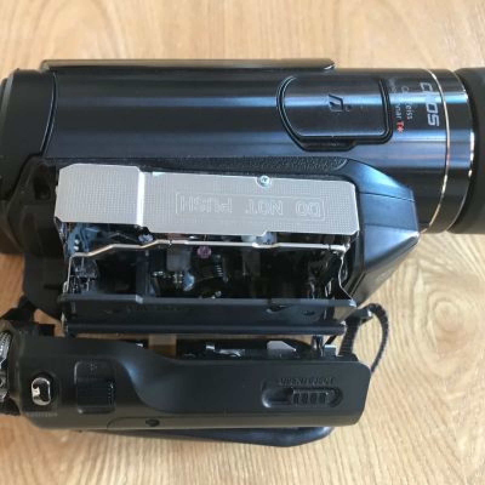 Sony HDR-HC9 - Photo 5 sur 5
