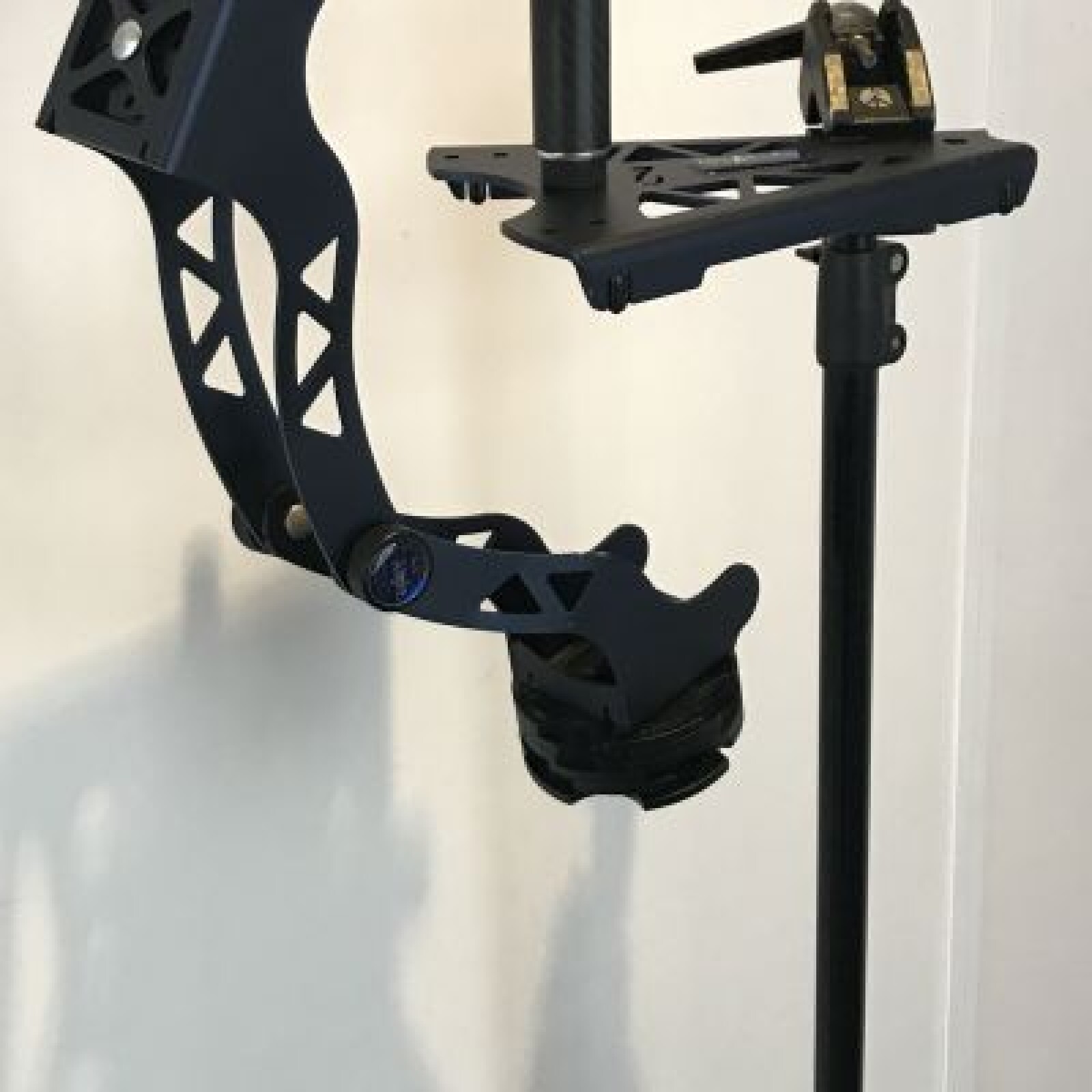 Stabilisateur / Crosse épaule Aigle Aura - Photo 1 sur 2