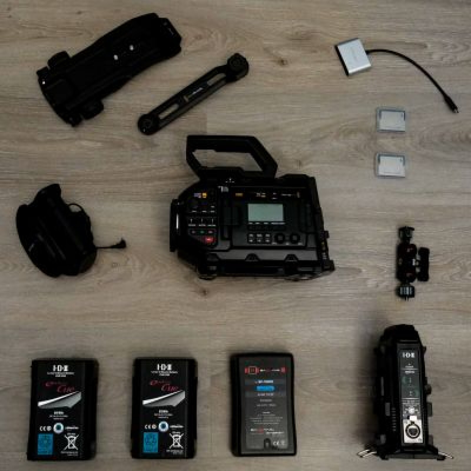 BLACKMAGIC URSA MINI PRO G2 4.6K - Photo 2 sur 4