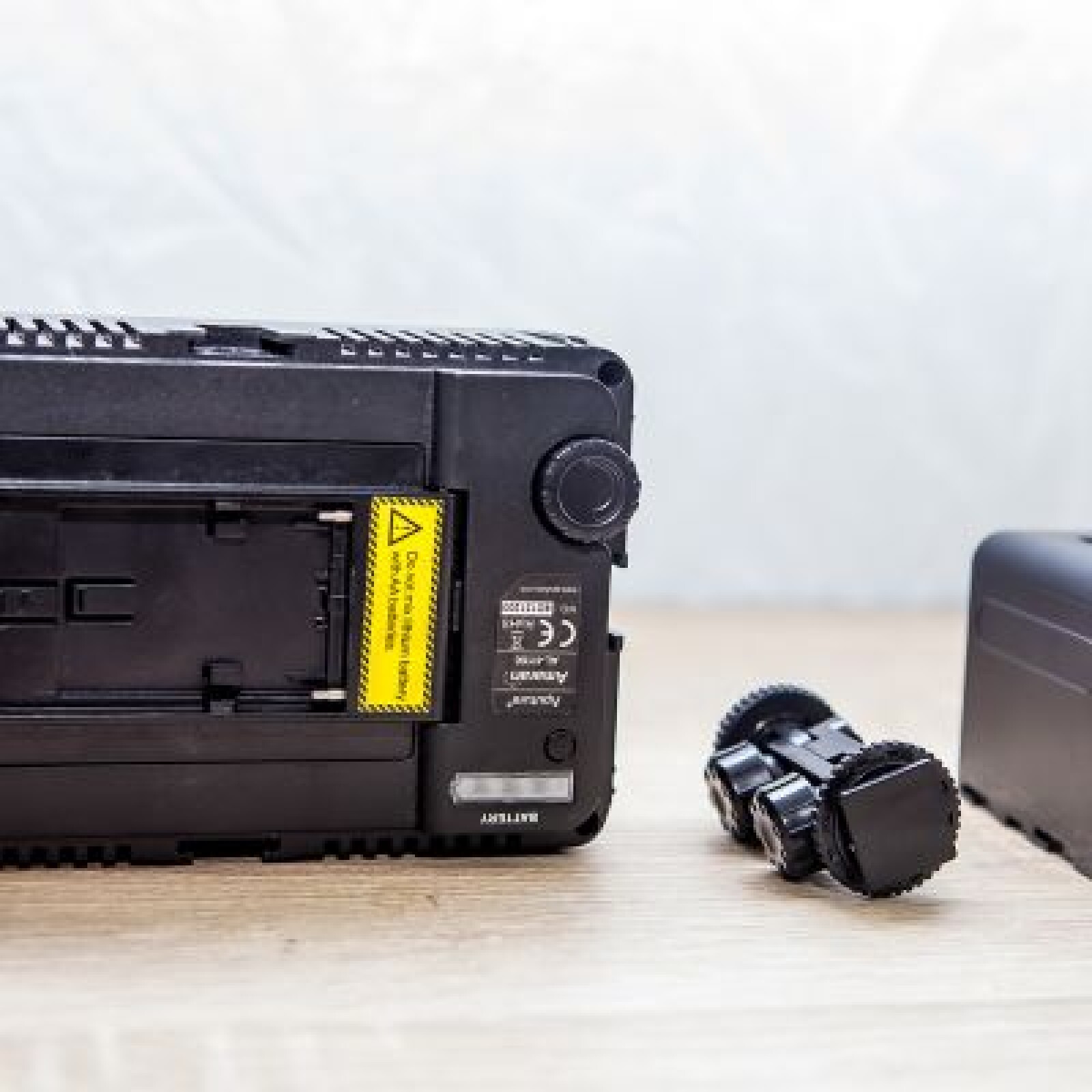 Aputure Amaran AL-H160 - Photo 2 sur 2