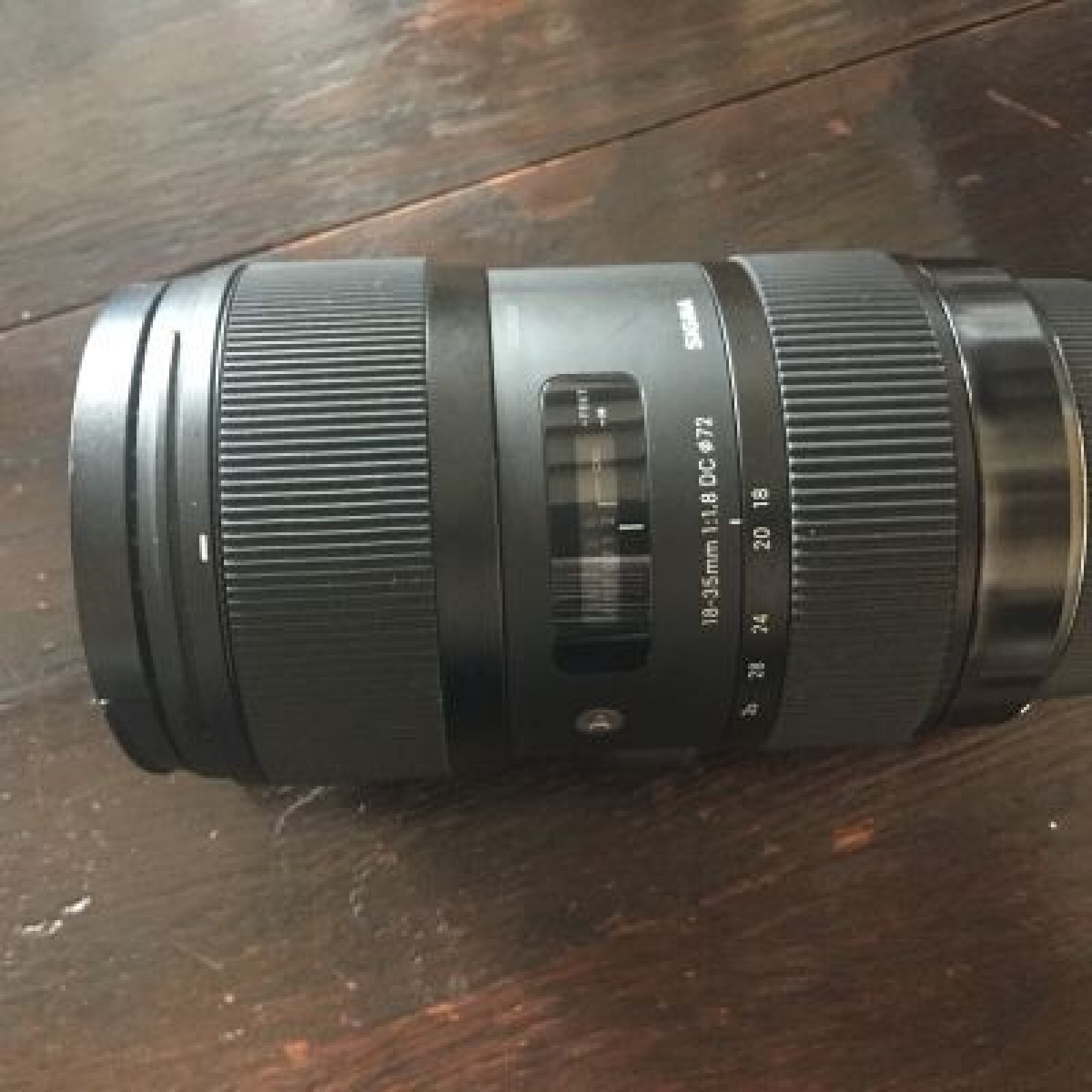 Sigma Art 18-35mm f/1.8 (Monture Canon) - Photo 1 sur 2