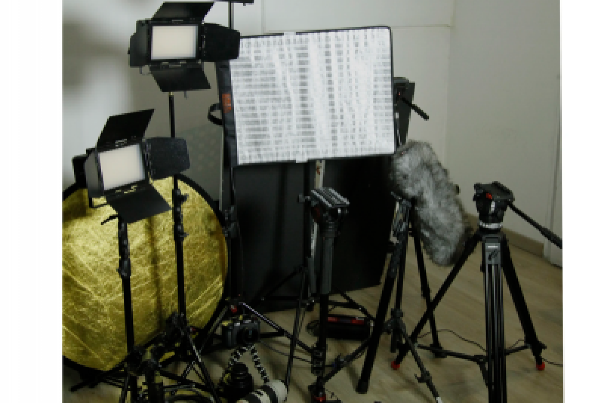 Location Kit de Tournage GH5S Institutionnel - Lightyshare