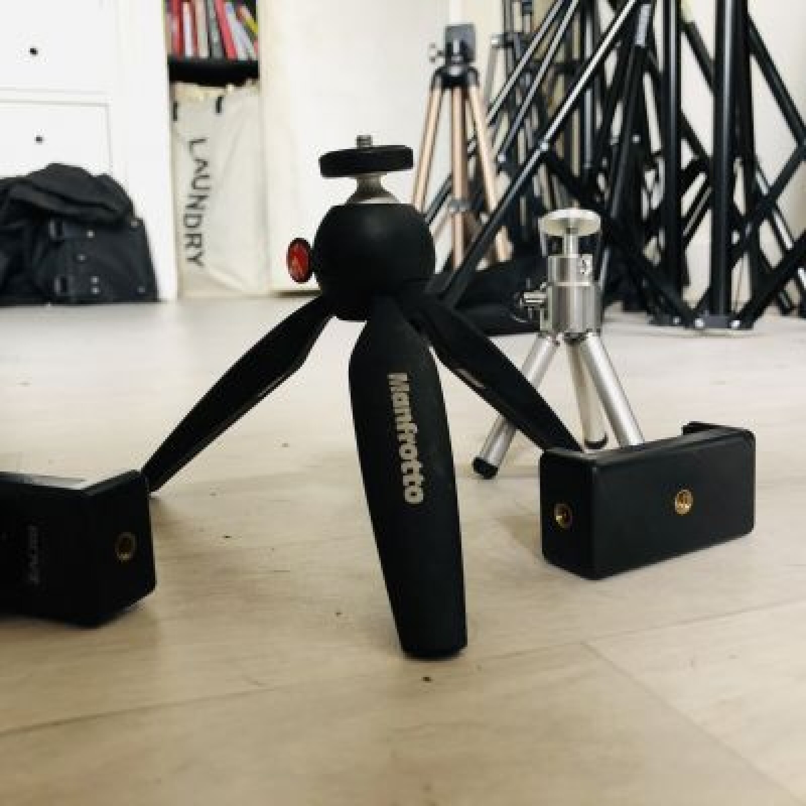 TREPIED MANFROTTO - Photo 2 sur 5