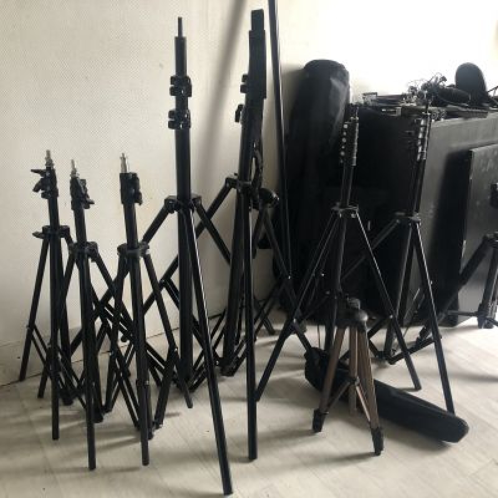 TREPIED MANFROTTO - Photo 3 sur 5