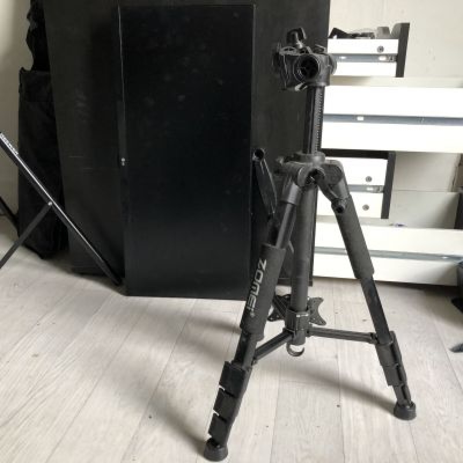 TREPIED MANFROTTO - Photo 4 sur 5