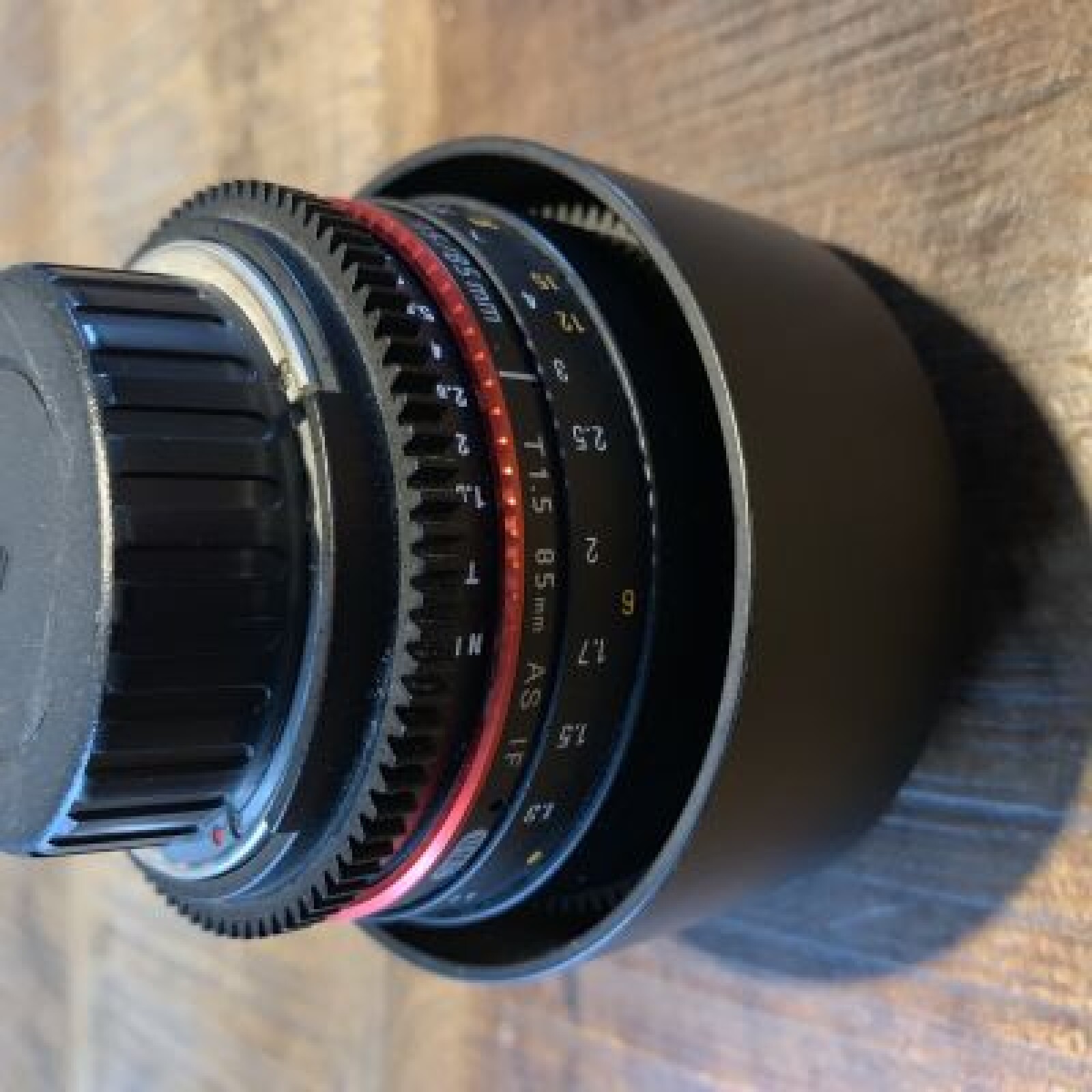 Objectif Samyang dédié à la vidéo - Photo 2 sur 3