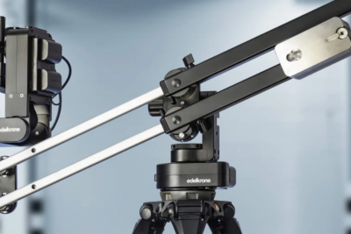 Location Edelkrone JibOne #fulloptions (grue motorisée, HeadPlus, follow focus, pan pro) - Lightyshare